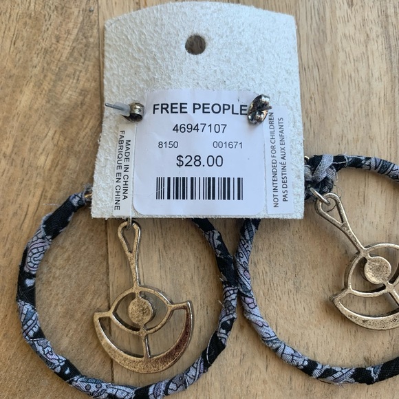 Free People Fabric Wrapped Pendulum Earrings - Picture 4 of 4